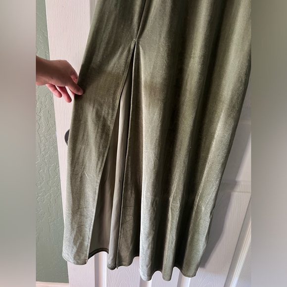 BalticBorn Velvet Dress - Picture 3 of 5